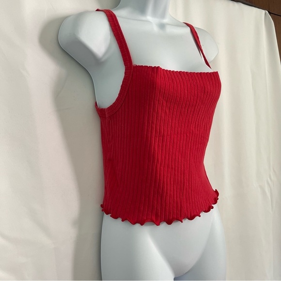 Red Rib Knit Crop Top - Picture 2 of 6